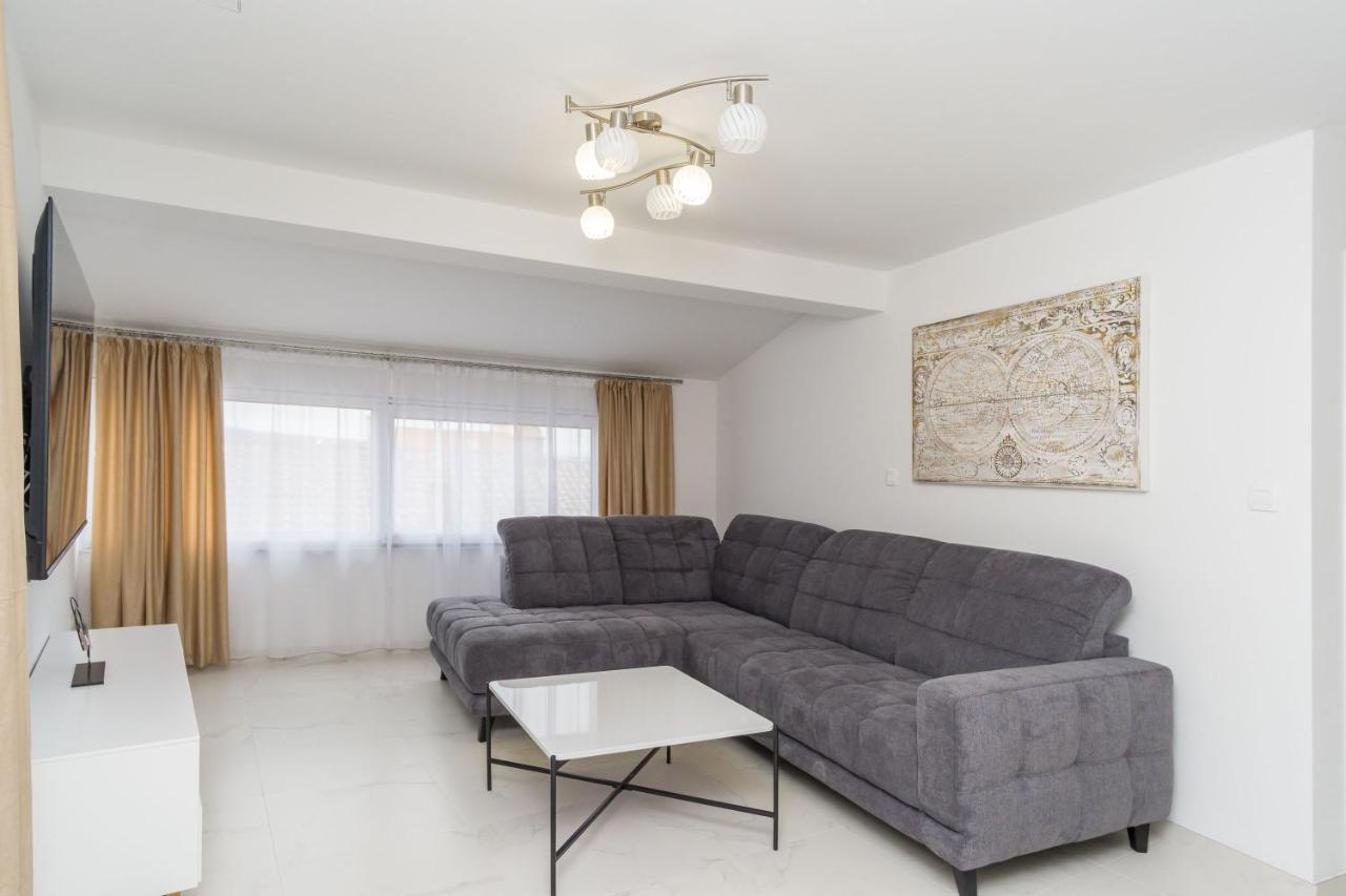 Apartmani Simi - The Sun Crikvenica Ngoại thất bức ảnh