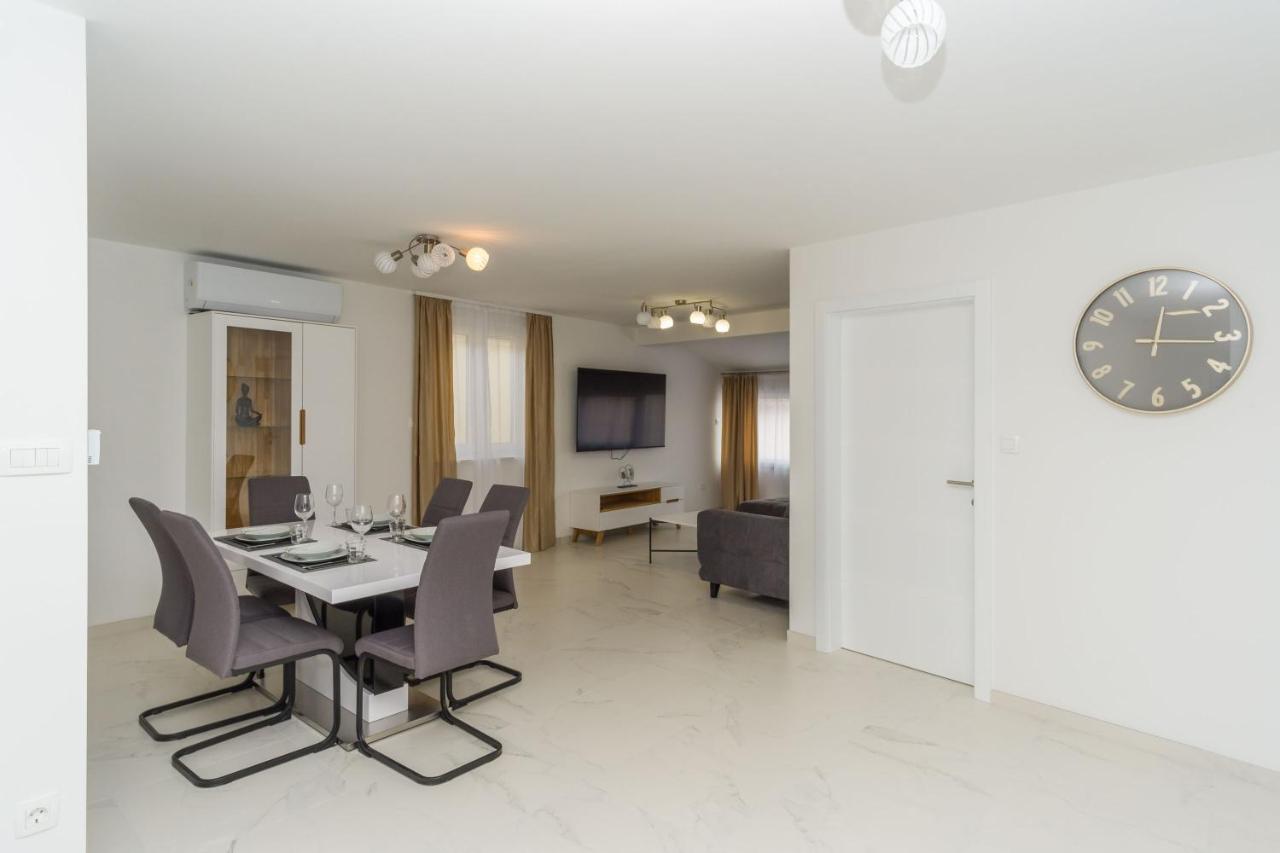 Apartmani Simi - The Sun Crikvenica Ngoại thất bức ảnh